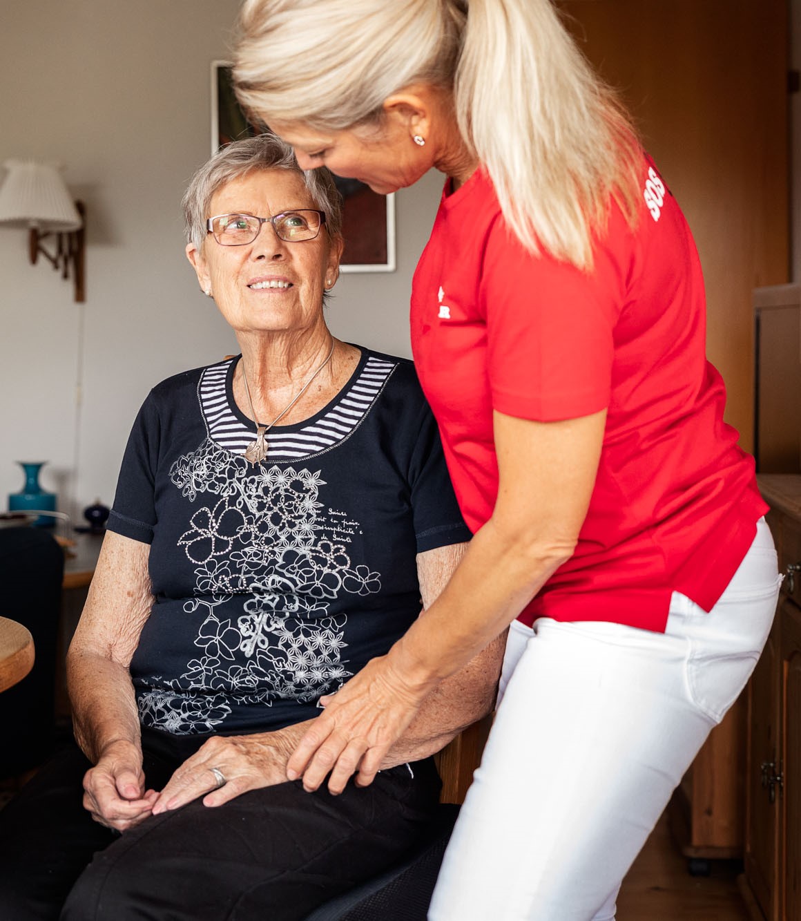 pleje-omsorg-aeldrepleje-hjemmepleje-sos-vikar-højkant Bliv SOS Vikar